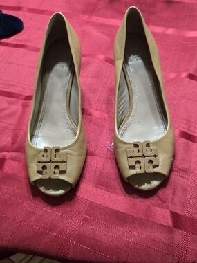 Tory Burch Tan Leather Wedge Peep-Toe Pumps